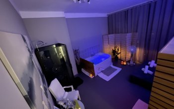 Privátní wellness s masáží pro 2 v Praze