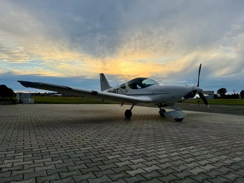 Pilotem sportovního letadla