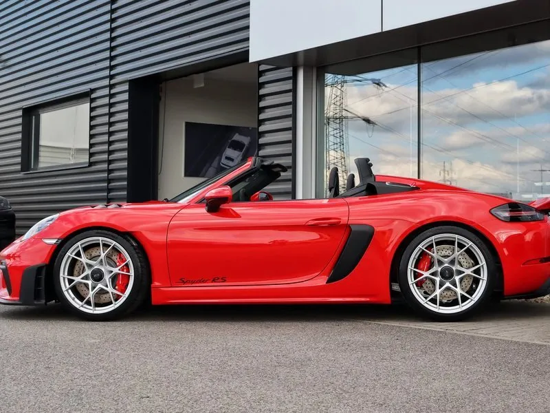 Jízda v Porsche na okruhu