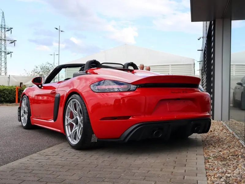 Jízda v Porsche na okruhu