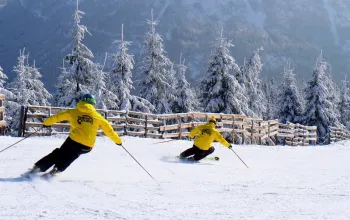 Individuální kurz na lyžích nebo snowboardu Individuální kurz na lyžích nebo snowboardu – dárek a zážitek