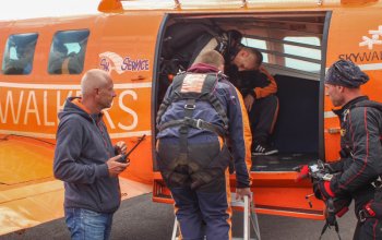 Tandemový seskok padákem