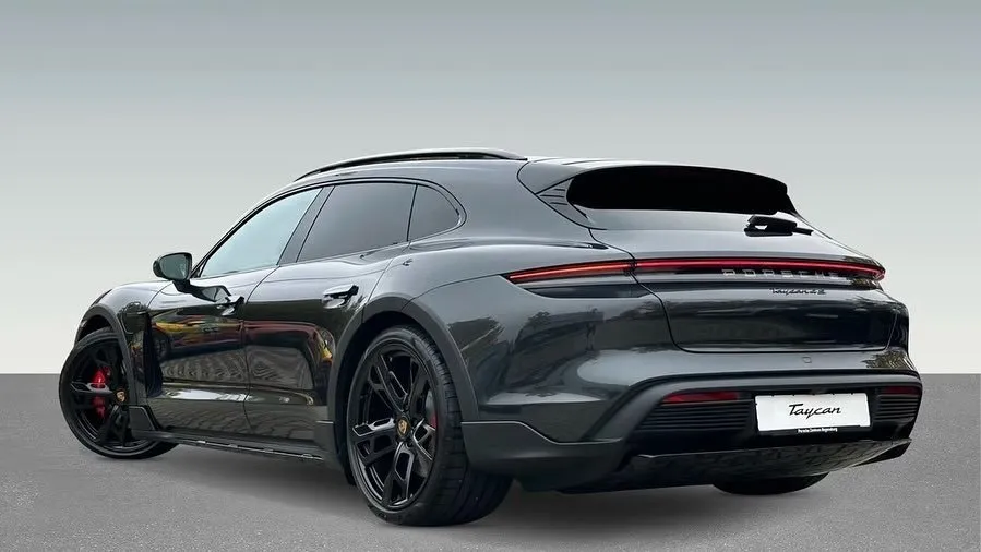 Jízda v elektrickém Porsche Taycan