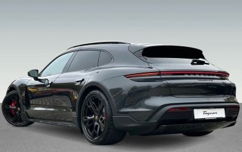 Jízda v elektrickém Porsche Taycan 