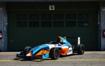 Atom Ariel vs. Formule F4 Mygale