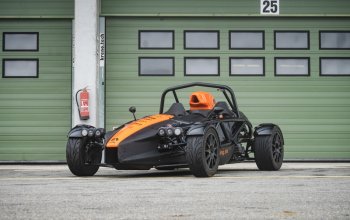 Jízda v Ariel Atom na Masarykově okruhu