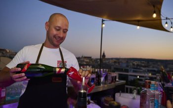 Tříchodové menu ve Sky Bar & Restaurant, Praha