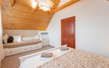 Pobyt v chatě s wellness sudem až pro 8 osob