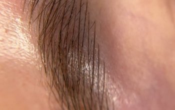 Permanentní make-up: Microblading obočí