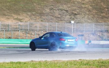 Jízda na okruhu v BMW