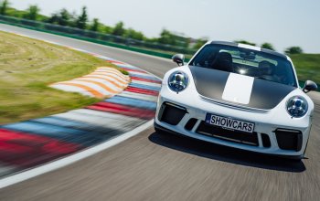 Jízda v supersportu na Masarykově okruhu