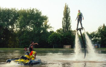 Kurz flyboardingu s videorozborem