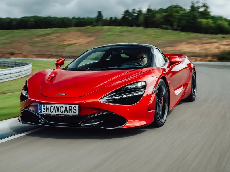 Jízda v McLarenu 675 LT