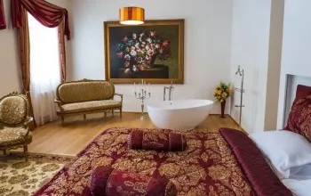 Noc na zámku s wellness a masáží
