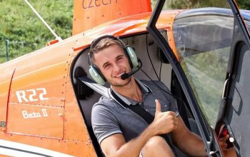 Pilotem vrtulníku R22 na zkoušku