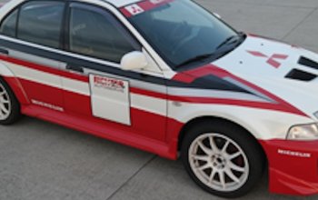 Jízda v Mitsubishi Lancer EVO na polygonu