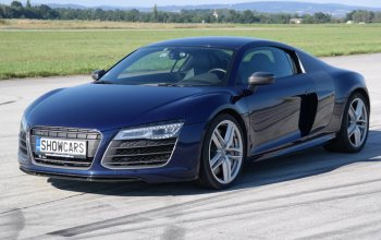 Jízda v Audi R8 na polygonu