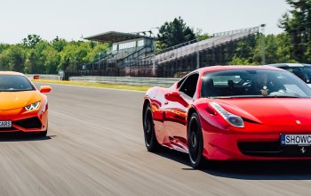 Jízda ve Ferrari 458 Italia na polygonu