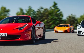 Jízda ve Ferrari 458 Italia na polygonu