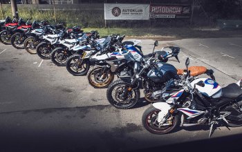 Testovacím jezdcem motocyklů BMW na okruhu