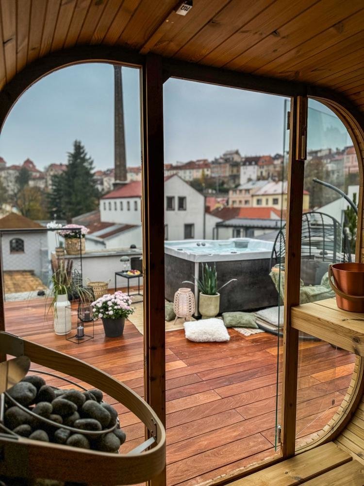 Luxusní pobyt s privátním střešním wellness 