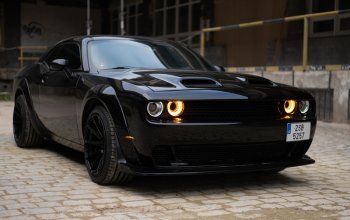 Zážitková jízda autem Dodge Challenger