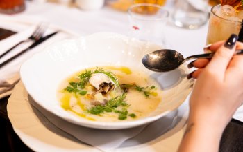 Polední menu v restauraci Talíř