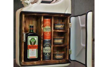 Kanystr bar s likérem Jägermeister Celá ČR