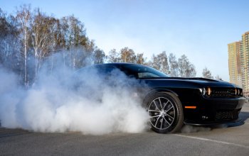 Jízda v Dodge Challenger R/T 5.7 V8