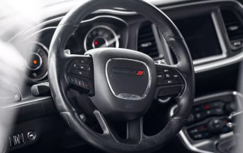 Jízda v Dodge Challenger 2015 Shaker