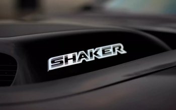 Jízda v Dodge Challenger 2015 Shaker
