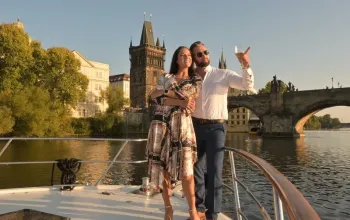 Plavba na luxusní jachtě s neomezenou konzumací nápojů
