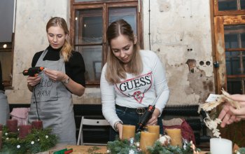 ArtMoment | Výroba adventního věnce – dárek a zážitek