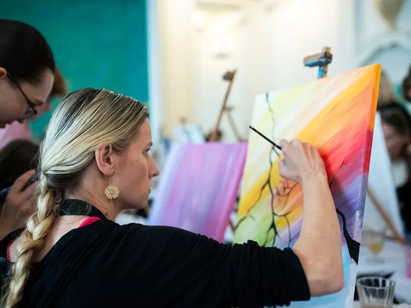 ArtMoment | Luxusní brunch s malováním zlatem
