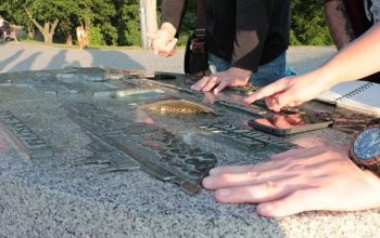 Tajemství času: Venkovní úniková hra v Praze
