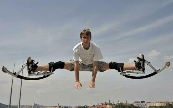 Lekce skákání na skákacích botách A-jump