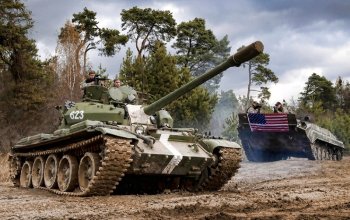 Řízení obrněného bojového tanku T-55