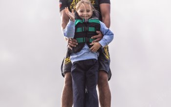 Tandemová lekce flyboardingu