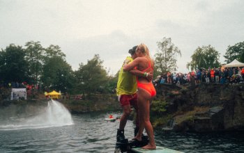 Tandemová lekce flyboardingu