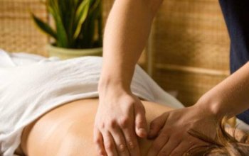 Thajská aromaterapeutická masáž Thajská aromaterapeutická masáž