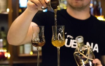 Degustace rumu v Cubana baru, Brno