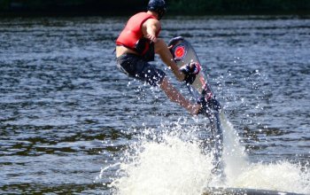 Flyboard, Hoverboard nebo Jetpack: Adrenalinový den na vodě – dárek a zážitek