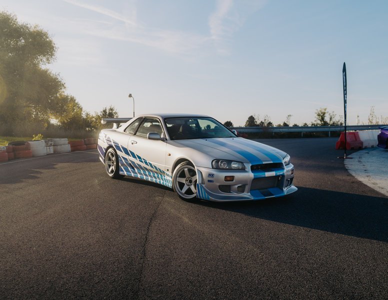 Jízda na polygonu v legendě Nissan Skyline