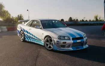 Jízda na polygonu v legendě Nissan Skyline