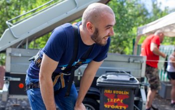 Bungee jumping z nejvyššího mostu ČR