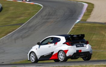 Jízda na okruhu v Toyota GR Yaris