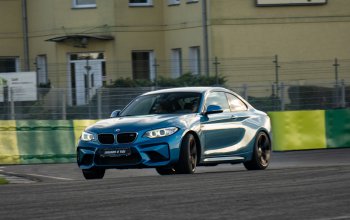 Jízda na okruhu v BMW
