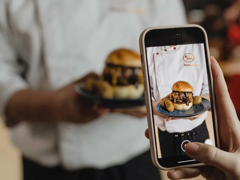 Kurz vaření: Burgery!