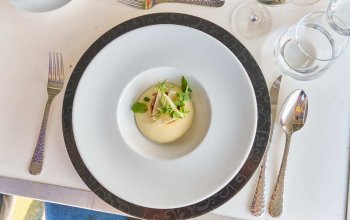 Tapas & Cava ve výšce nad Prahou