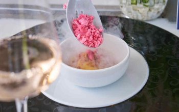 Tapas & Cava ve výšce nad Prahou